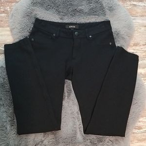 Closet Closing sale! NWOT | active USA skinny
